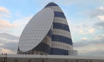 海ほたるパーキングエリアと、風の塔